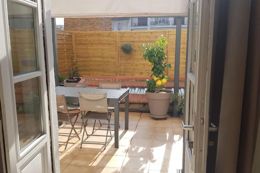 Superbe 2 Pieces Avec Grande Terrasse, Classe *** Марсель Экстерьер фото
